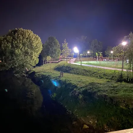 Apartment & Fountain *