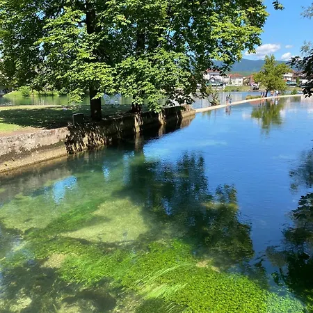 & Fountain Διαμέρισμα *