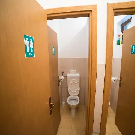 Apartment & Fountain