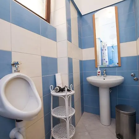 & Fountain Apartment Bihać